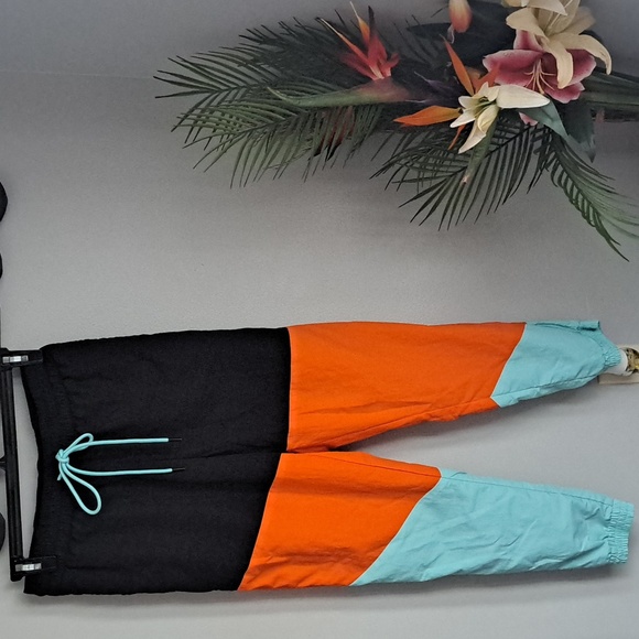 Jogger Color Block Nylon Set  Sz Medium Blue, Black & Orange PTP:22" - Picture 6 of 11